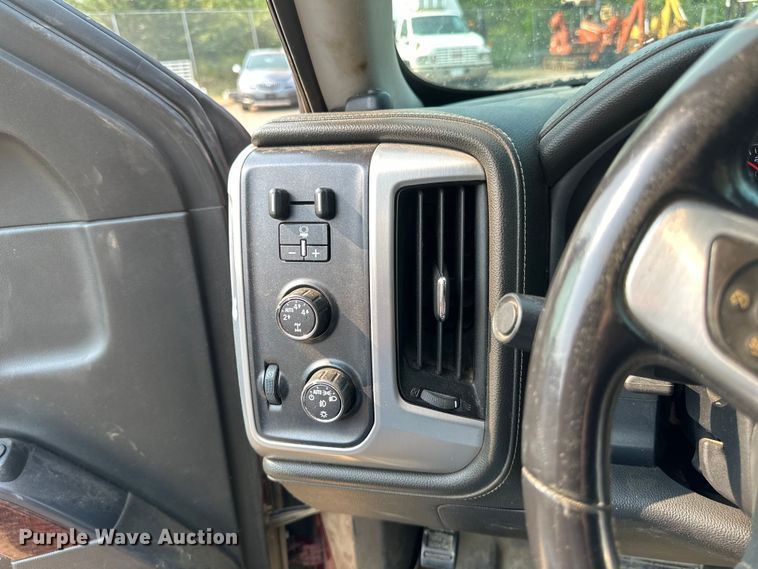 image for item EB2815 2016 GMC Sierra 1500 Double Cab pickup truck