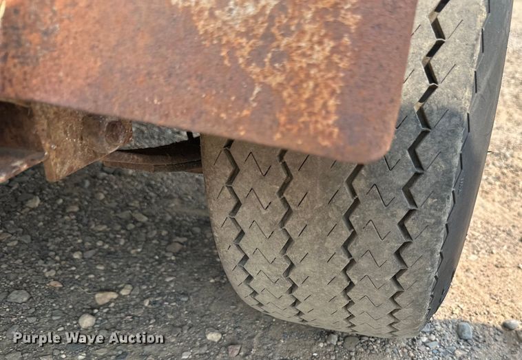 image for item EB2817 H&H utility trailer