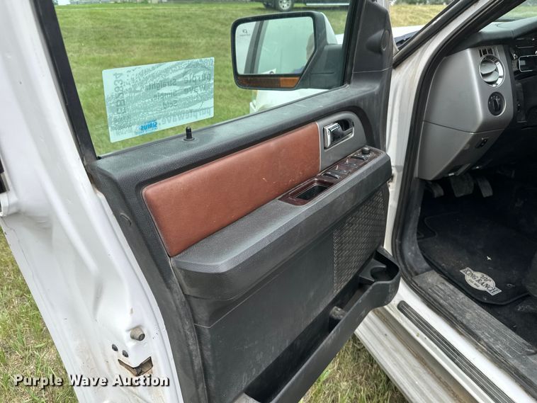image for item EB2834 2010 Ford Expedition King Ranch SUV