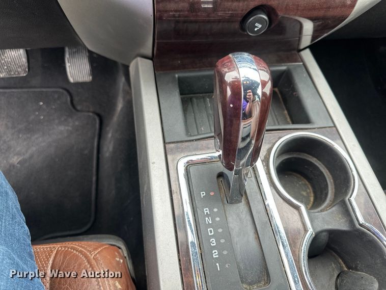 image for item EB2834 2010 Ford Expedition King Ranch SUV