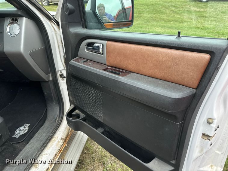 image for item EB2834 2010 Ford Expedition King Ranch SUV