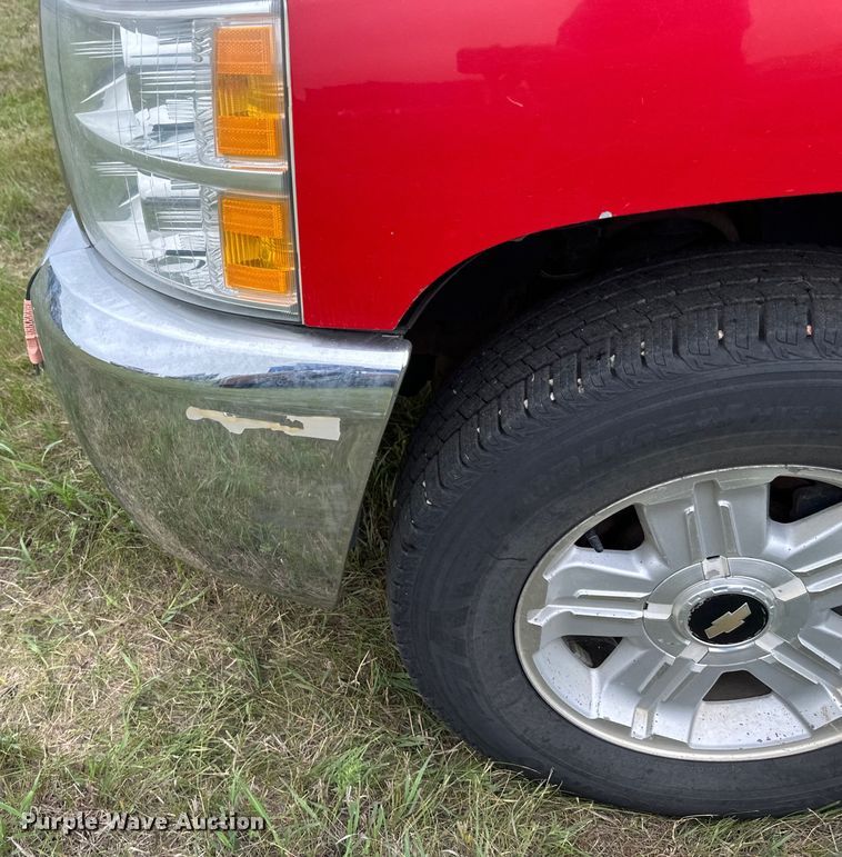 image for item EB2835 2008 Chevrolet Silverado 1500 Crew Cab pickup truck