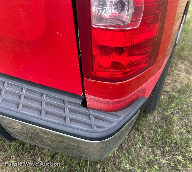 image for item EB2835 2008 Chevrolet Silverado 1500 Crew Cab pickup truck