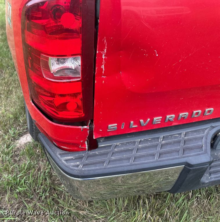 image for item EB2835 2008 Chevrolet Silverado 1500 Crew Cab pickup truck