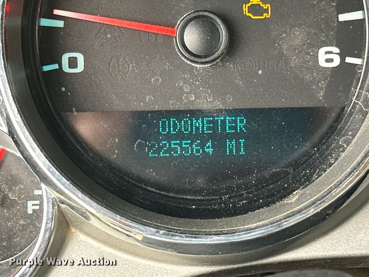 image for item EB2835 2008 Chevrolet Silverado 1500 Crew Cab pickup truck