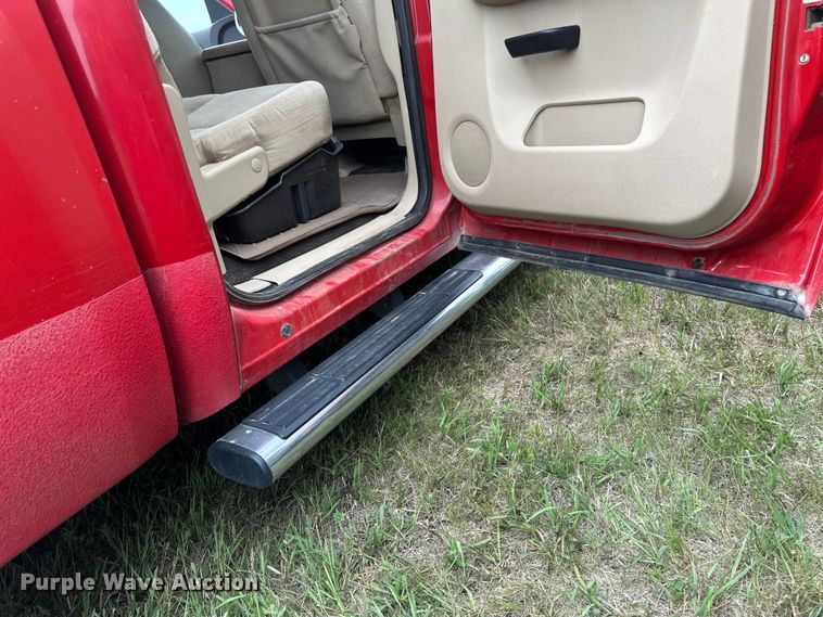 image for item EB2835 2008 Chevrolet Silverado 1500 Crew Cab pickup truck