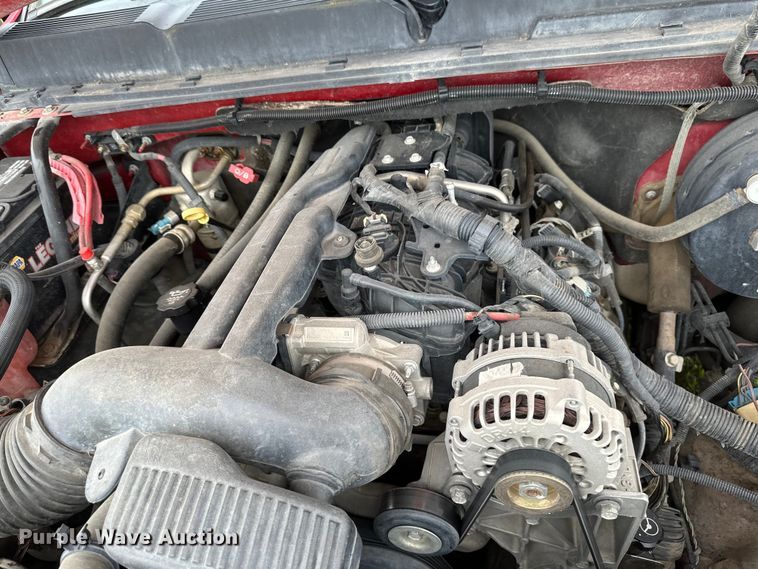 image for item EB2835 2008 Chevrolet Silverado 1500 Crew Cab pickup truck