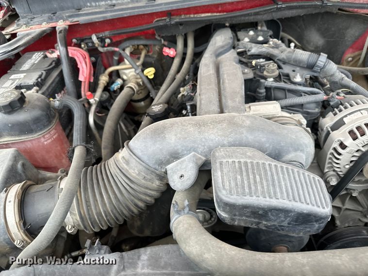 image for item EB2835 2008 Chevrolet Silverado 1500 Crew Cab pickup truck