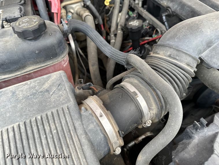 image for item EB2835 2008 Chevrolet Silverado 1500 Crew Cab pickup truck