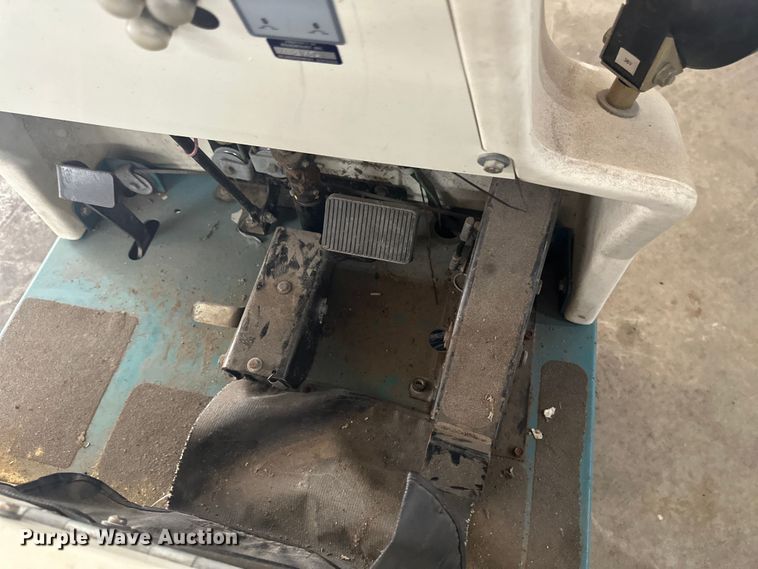 image for item EB2847 Tennant 6100 floor scrubber