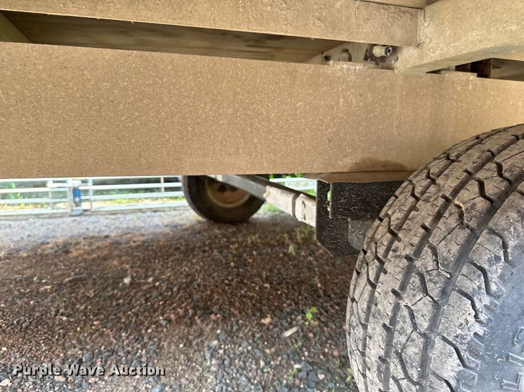 image for item EB2866 1999 Eagle snowmobile trailer