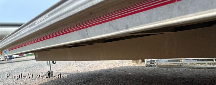 image for item EB2866 1999 Eagle snowmobile trailer