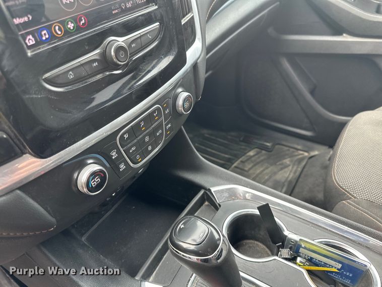 image for item EB2874 2020 Chevrolet Traverse SUV