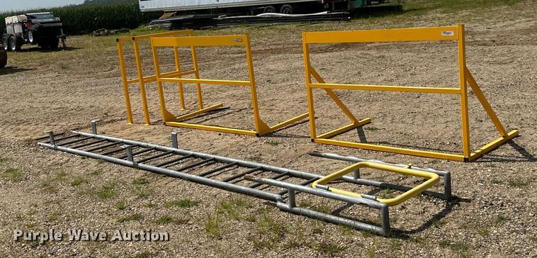 image for item EB2893 Building materials