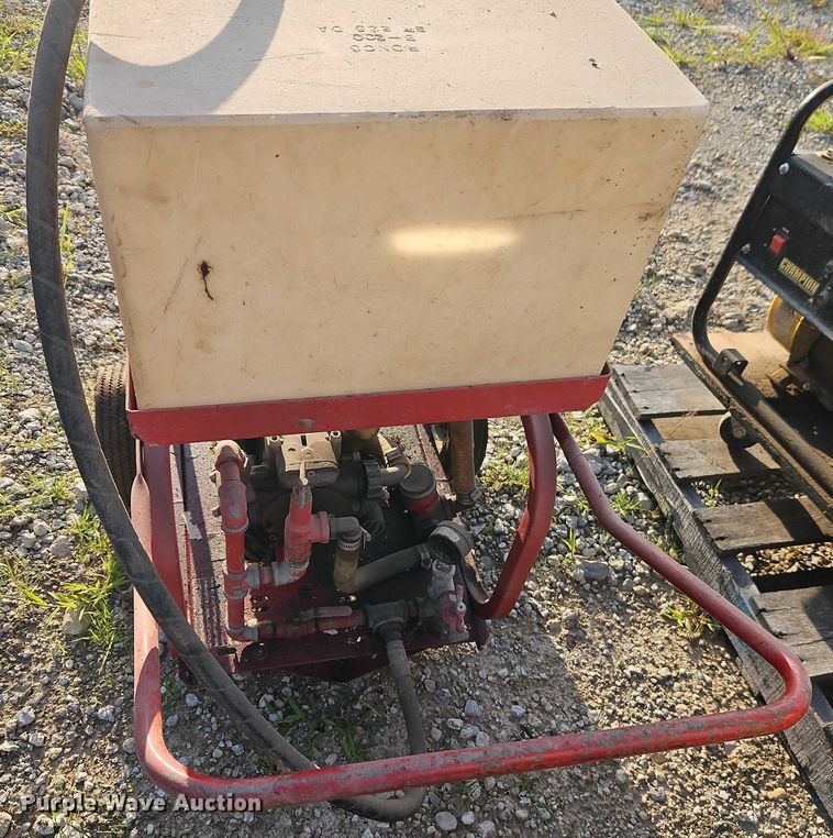 image for item EB8206 Support equipment