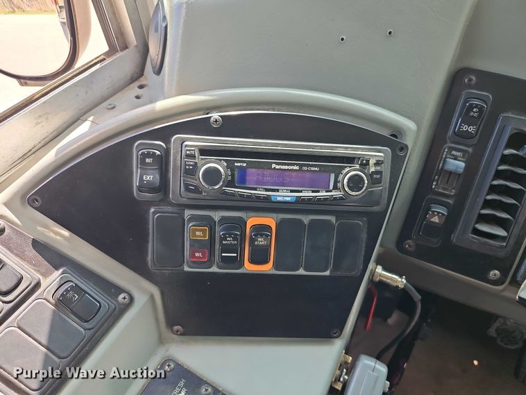 image for item EB8234 2008 Blue Bird Vision school bus