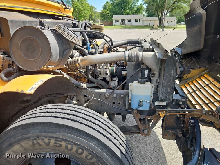 image for item EB8234 2008 Blue Bird Vision school bus