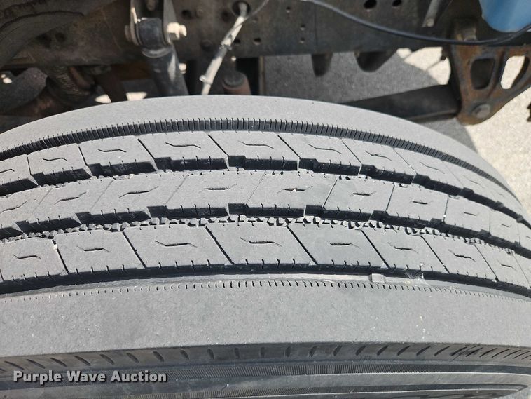 image for item EB8234 2008 Blue Bird Vision school bus