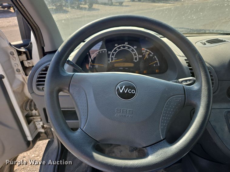 image for item EC1114 2003 Mercedes-Benz Sprinter 2500 van