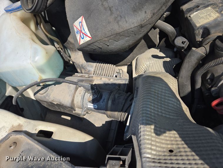 image for item EC1114 2003 Mercedes-Benz Sprinter 2500 van