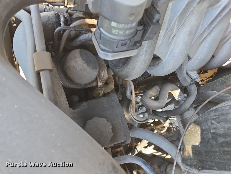 image for item EC1114 2003 Mercedes-Benz Sprinter 2500 van