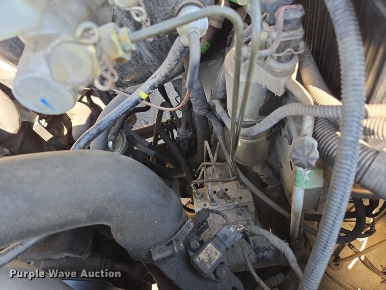 image for item EC1114 2003 Mercedes-Benz Sprinter 2500 van