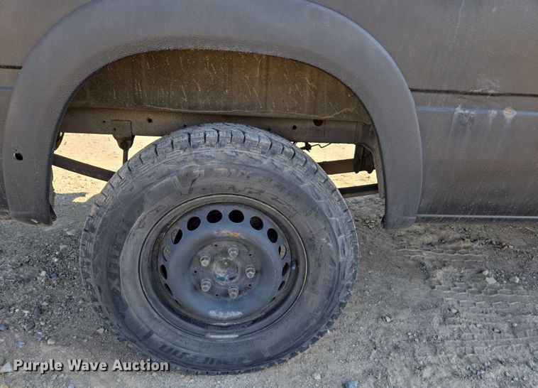 image for item EC1114 2003 Mercedes-Benz Sprinter 2500 van