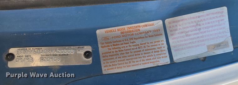 image for item EC1117 1994 Ford F600 dump truck