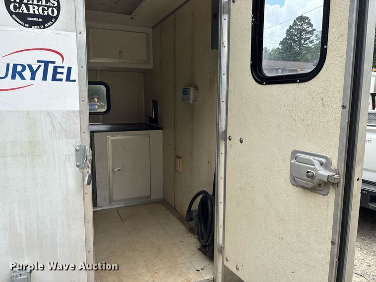 image for item EC3686 1997 Wells Cargo fiber optic splicing trailer