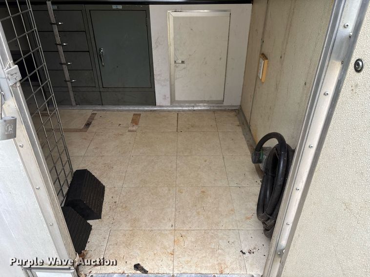 image for item EC3686 1997 Wells Cargo fiber optic splicing trailer