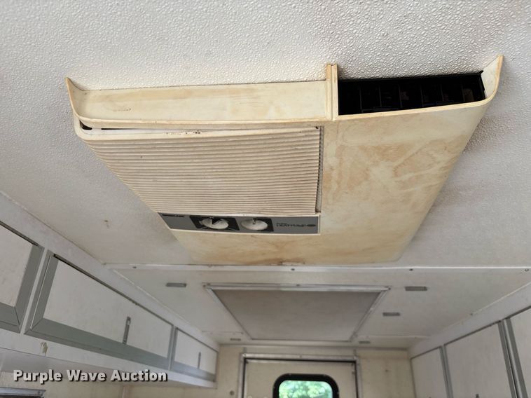 image for item EC3686 1997 Wells Cargo fiber optic splicing trailer