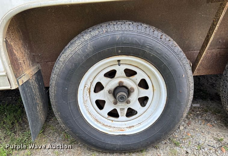 image for item EC3686 1997 Wells Cargo fiber optic splicing trailer