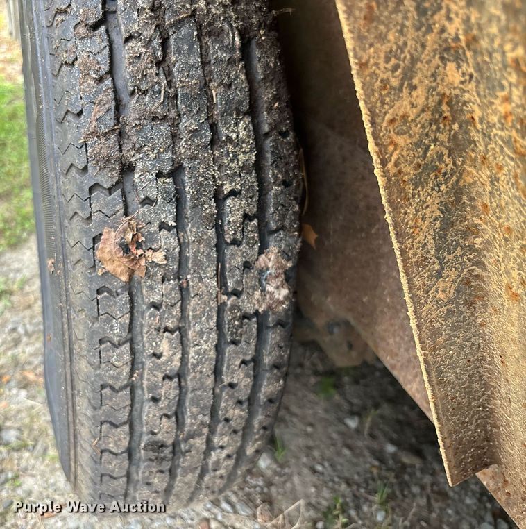 image for item EC3686 1997 Wells Cargo fiber optic splicing trailer