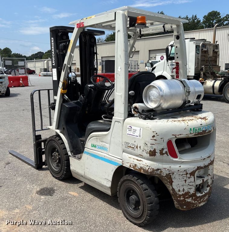 image for item EC3769 2016 UniCarriers PF50 forklift