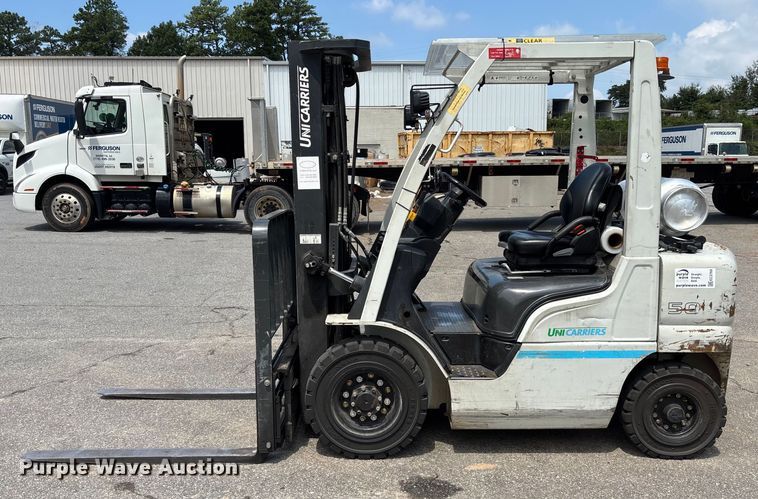 image for item EC3769 2016 UniCarriers PF50 forklift