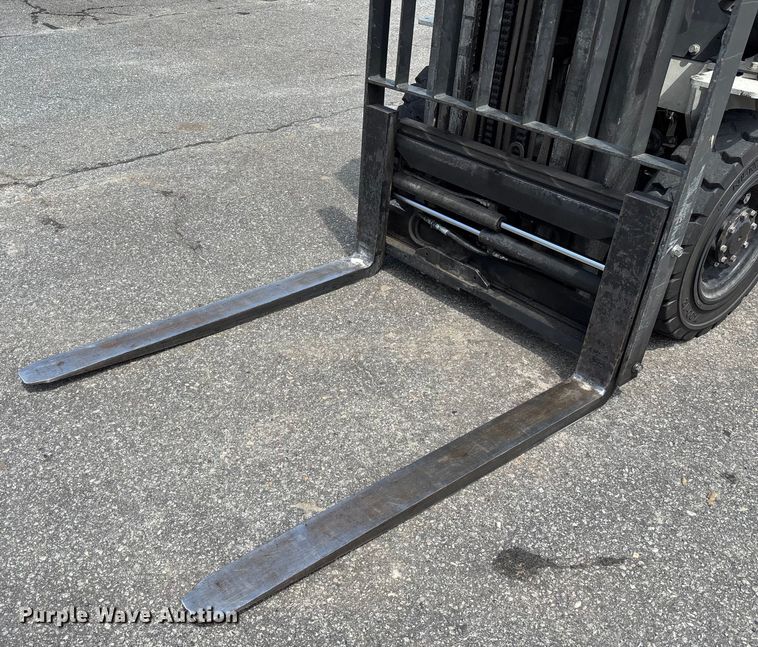 image for item EC3769 2016 UniCarriers PF50 forklift