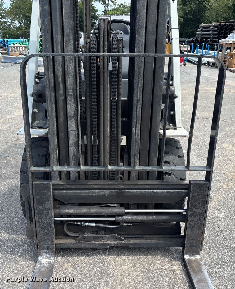 image for item EC3769 2016 UniCarriers PF50 forklift