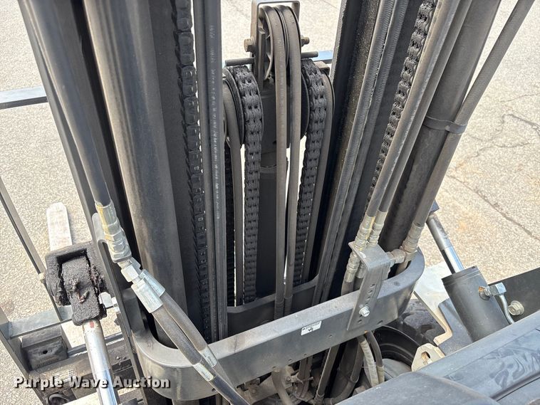 image for item EC3769 2016 UniCarriers PF50 forklift