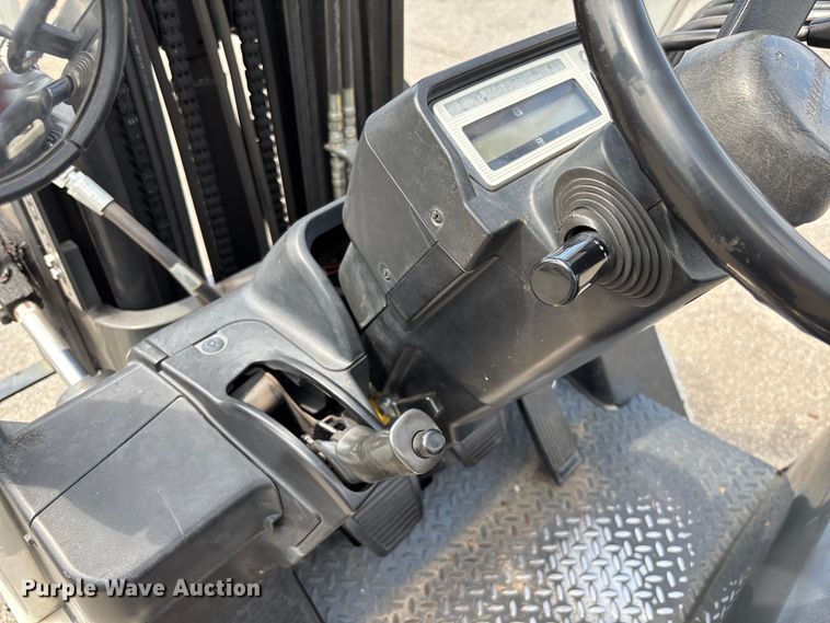 image for item EC3769 2016 UniCarriers PF50 forklift