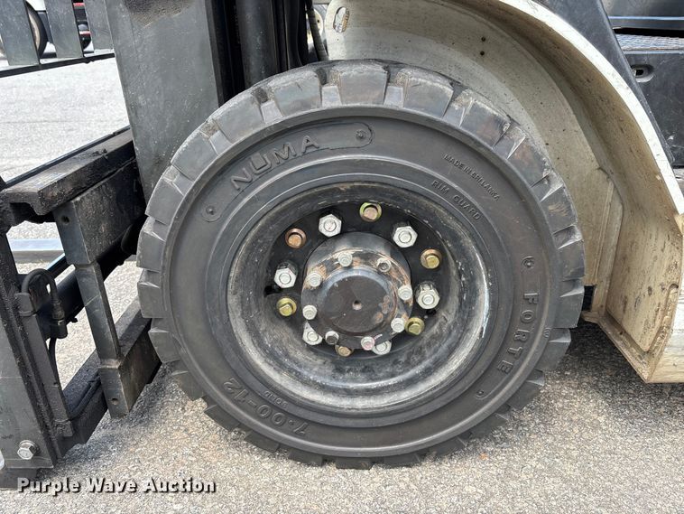 image for item EC3769 2016 UniCarriers PF50 forklift