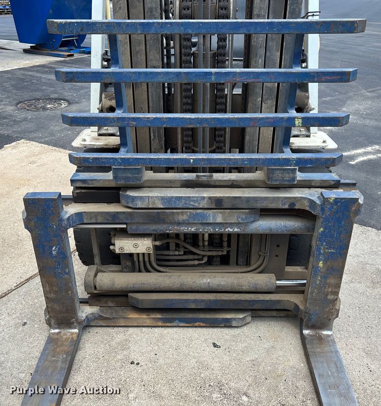 image for item EC3770 2014 Nissan PF60 forklift