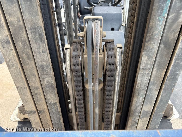 image for item EC3770 2014 Nissan PF60 forklift