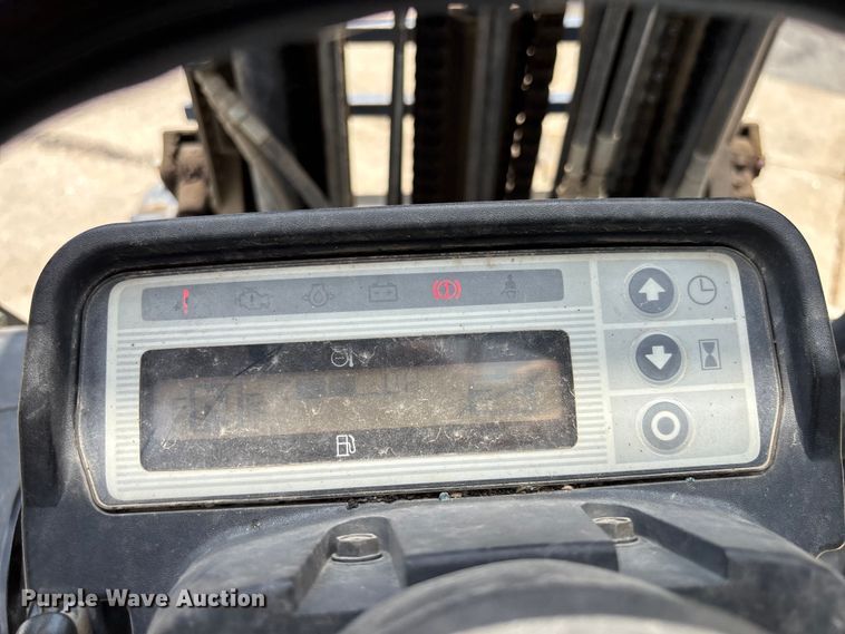 image for item EC3770 2014 Nissan PF60 forklift