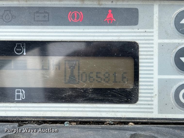 image for item EC3770 2014 Nissan PF60 forklift