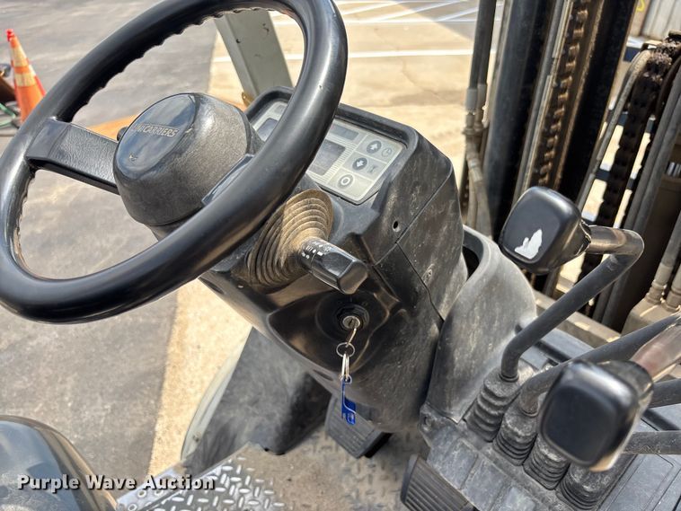 image for item EC3770 2014 Nissan PF60 forklift