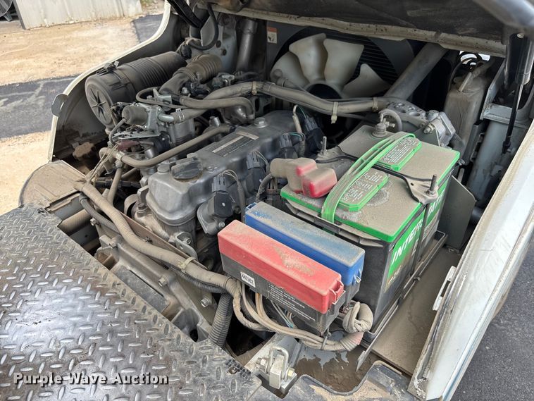 image for item EC3770 2014 Nissan PF60 forklift