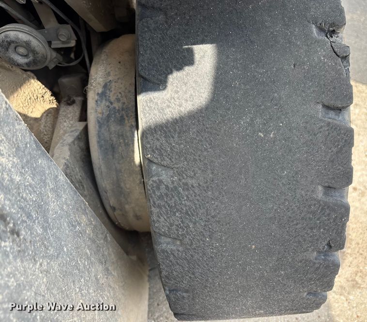 image for item EC3770 2014 Nissan PF60 forklift