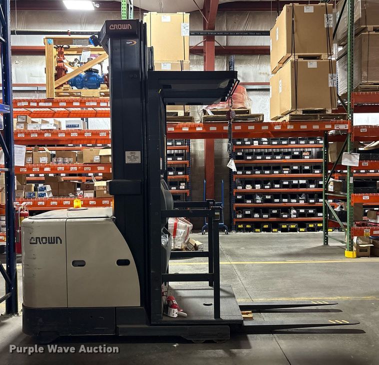 image for item EC4359 2018 Crown SP3520-30 order picker