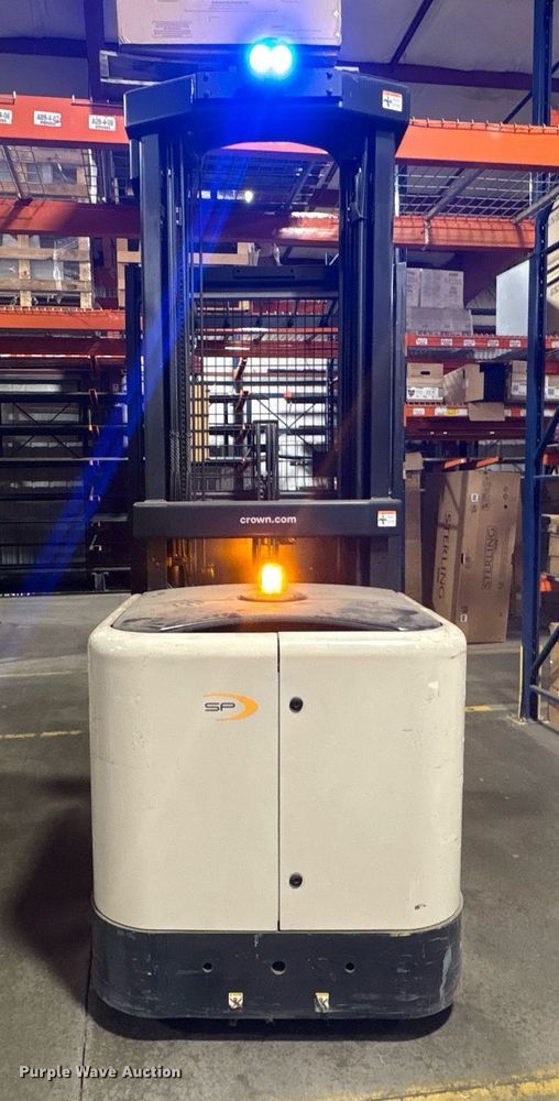 image for item EC4359 2018 Crown SP3520-30 order picker