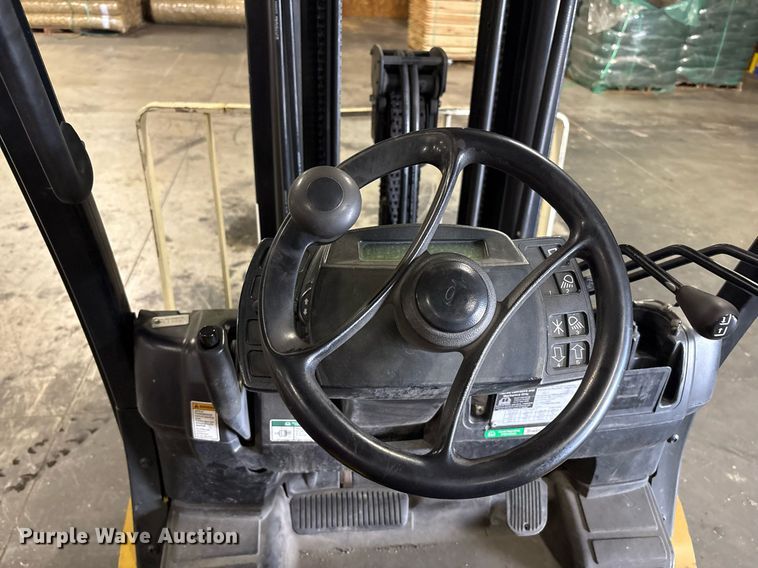 image for item EC4366 2015 Yale GLP050 forklift